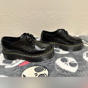 Dr. Martin 1461 leather embossed platform shoes